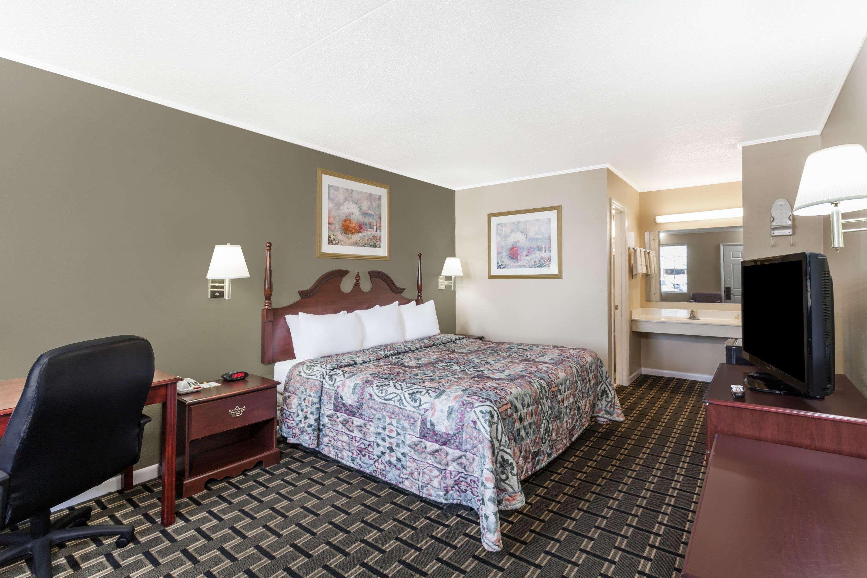 Days Inn By Wyndham Lenoir City Luaran gambar