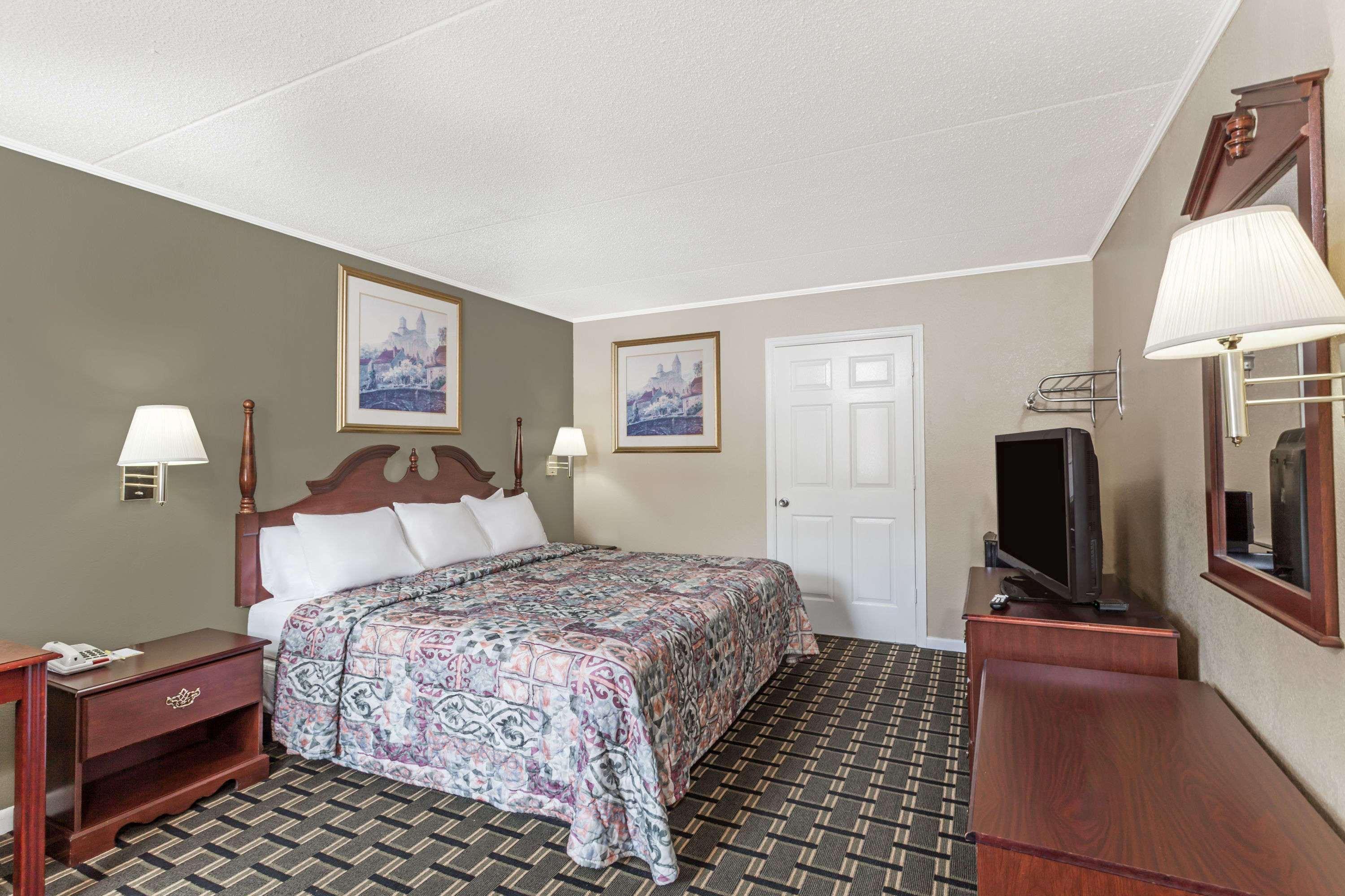 Days Inn By Wyndham Lenoir City Luaran gambar